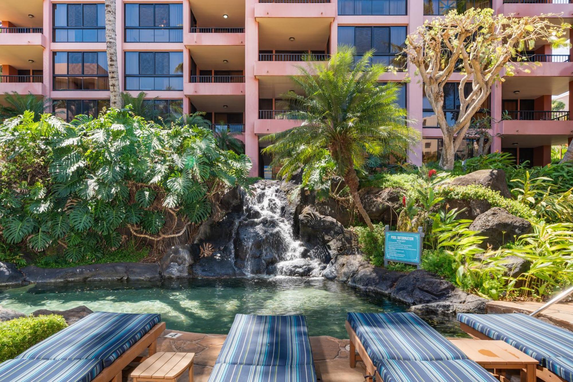 Kahana Falls Resort Napili-Honokowai Exteriör bild